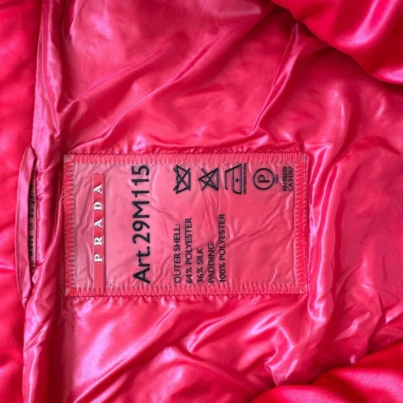 Prada Sport Red Satin Vest - 2008 Vintage - Picture 3 of 4